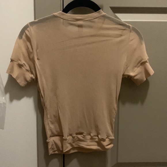 SKIMS MESH SHORT SLEEVE TOP SIENNA XSMALL - Picture 9 of 9